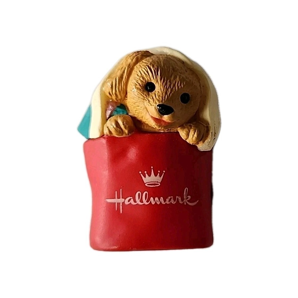 VTG 1994 Puppy In Gift Bag Hallmark Keepsakes Collectors Club Mini Gift Adorable